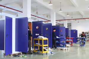 低壓配電柜在炎熱的夏季一定要及時為其